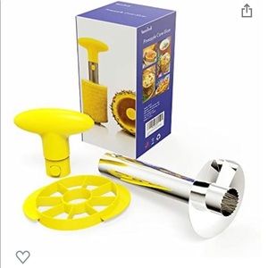 New in box pineapple corer slicer